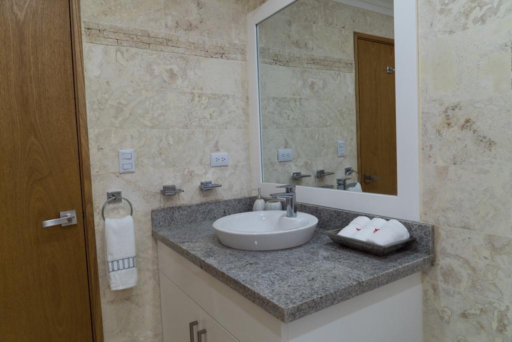 3Br / 3Ba Modern Paradise Loft Condo In Gated Community W/ Daily Housekeeping Sosua Bagian luar foto