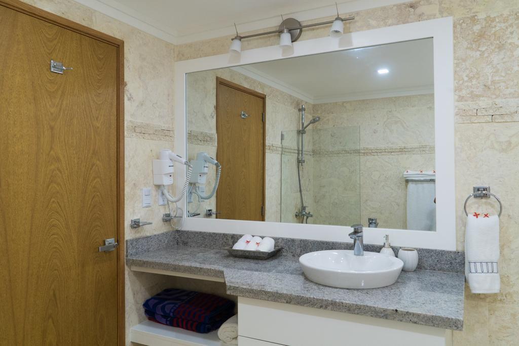 3Br / 3Ba Modern Paradise Loft Condo In Gated Community W/ Daily Housekeeping Sosua Bagian luar foto